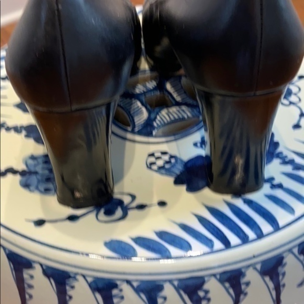 Salvatore Ferragamo Platform Heels - Picture 4 of 6